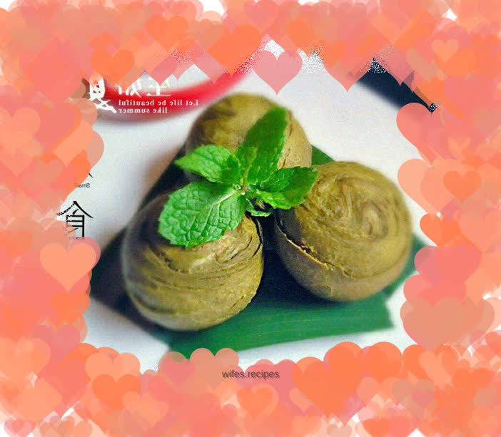 Matcha bean paste cake