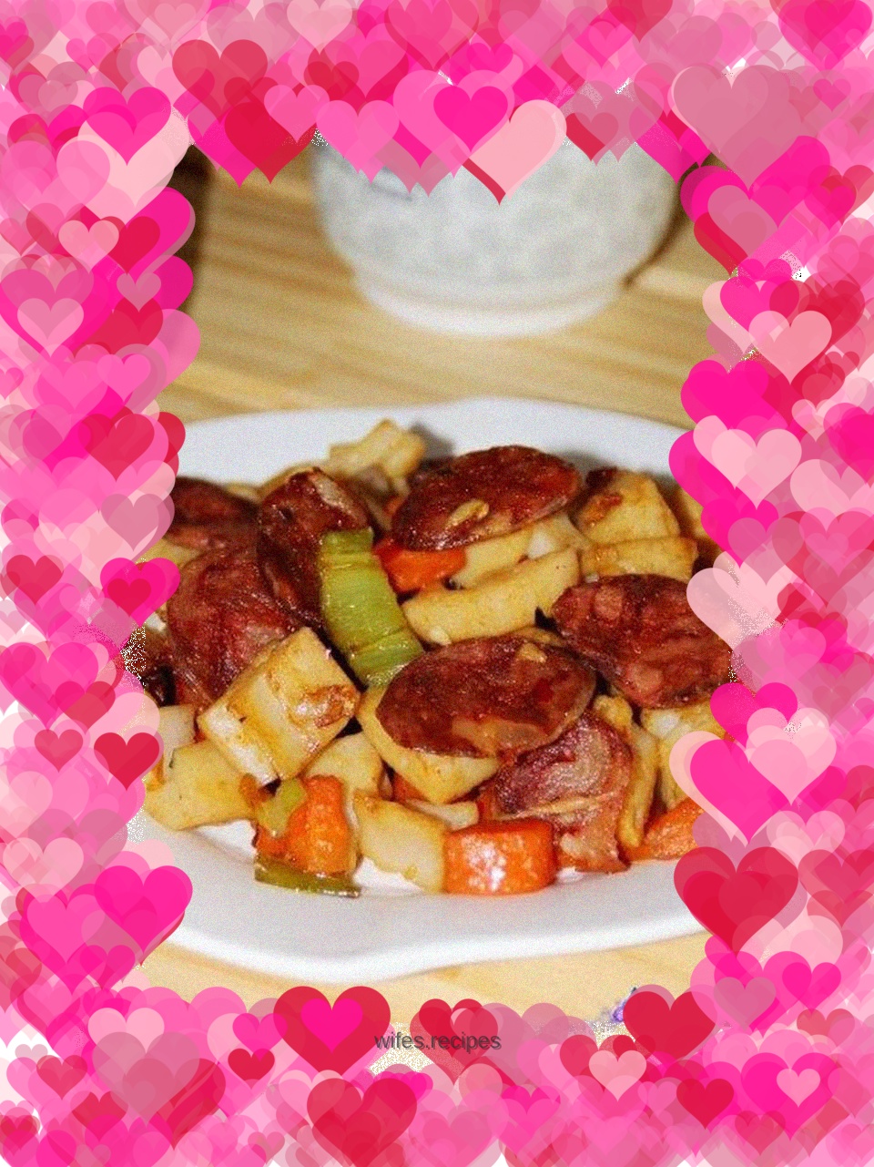 Stir-fried diced lotus root with sausage
