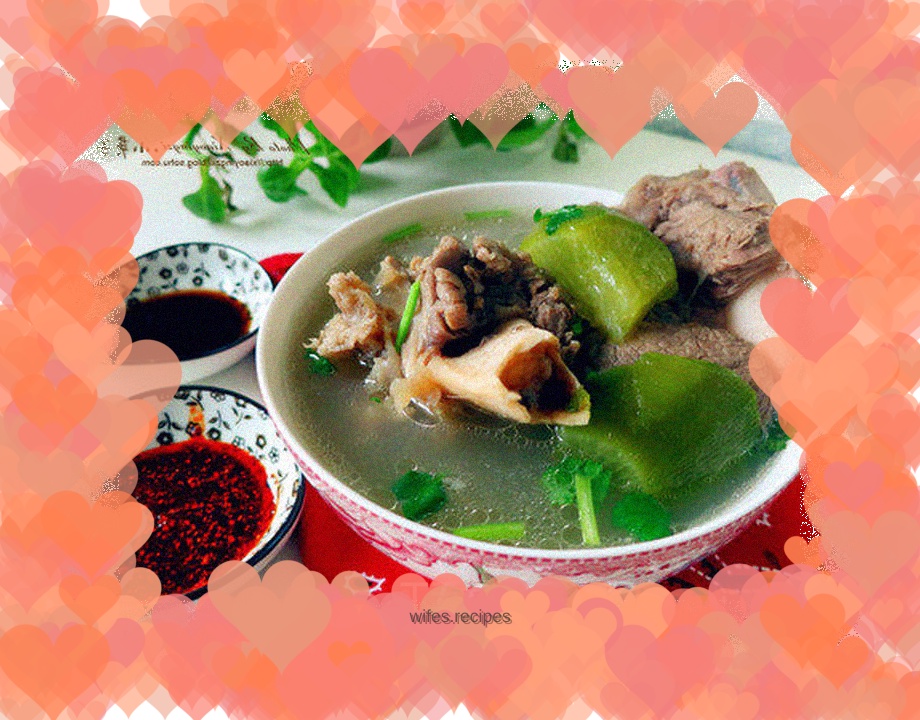 Lamb bone stewed radish that you can eat and drink