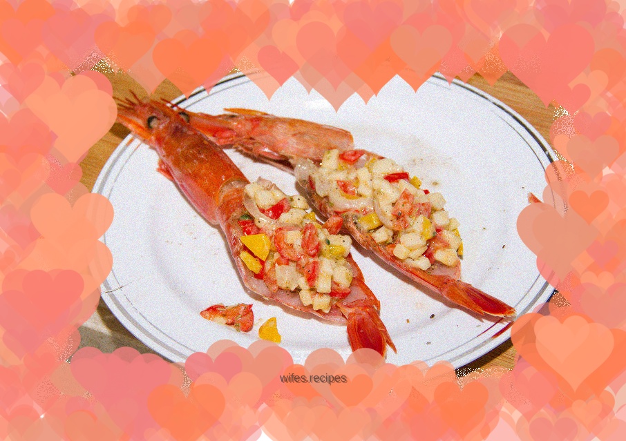 Argentinian red shrimp and vegetable salad sashimi