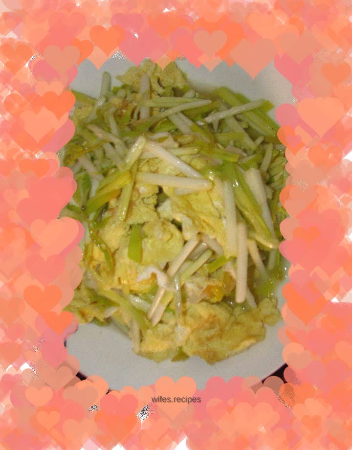 Simple home-cooked side dishes---garlic scrambled eggs