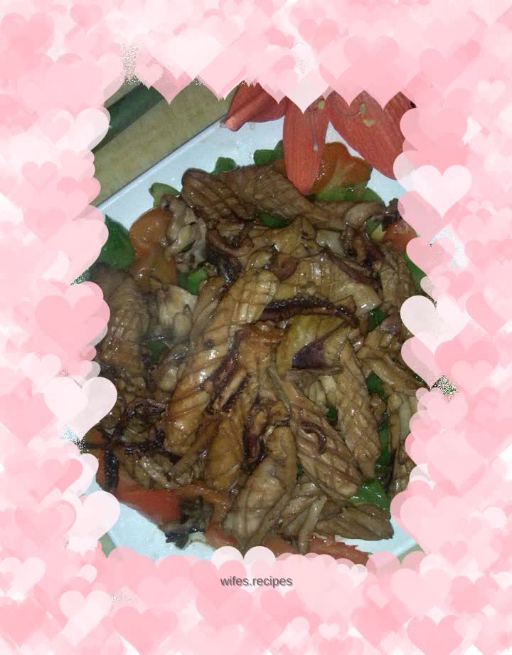 Stir-fried squid with colored pepper