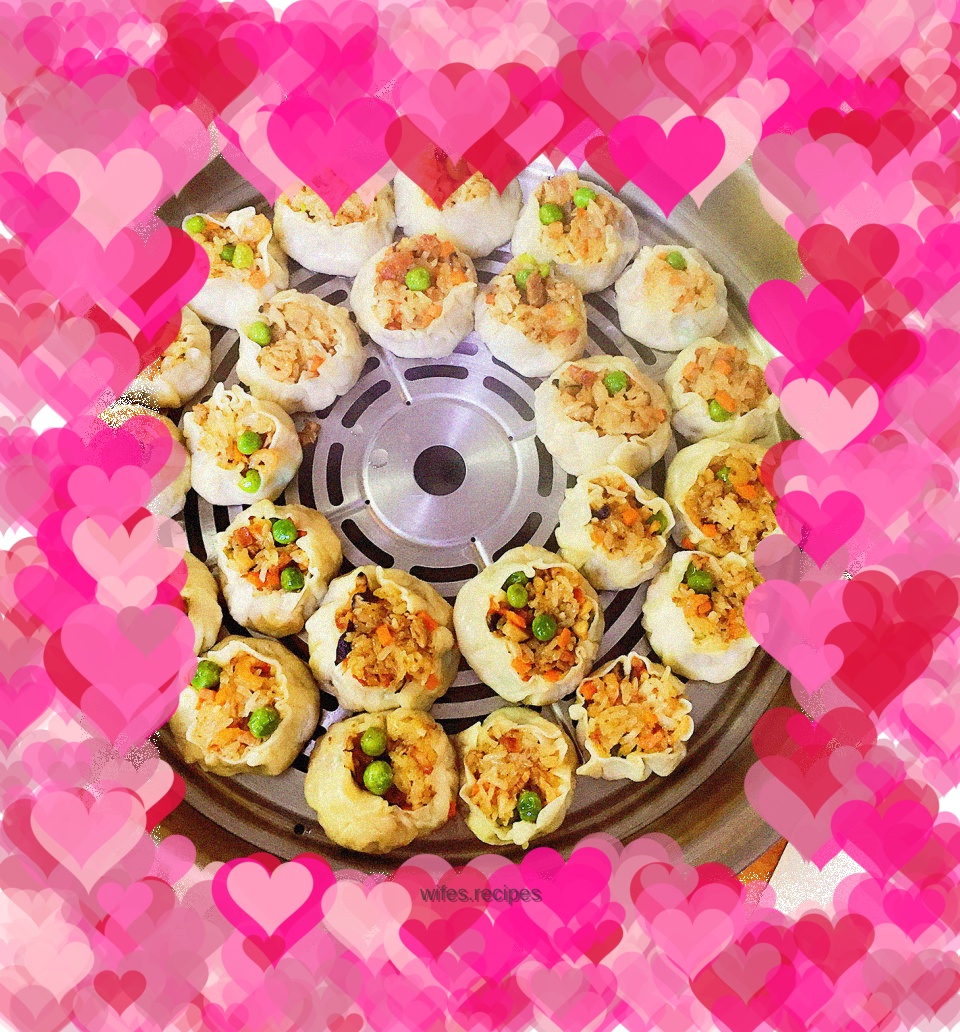 Delicious glutinous rice siomai