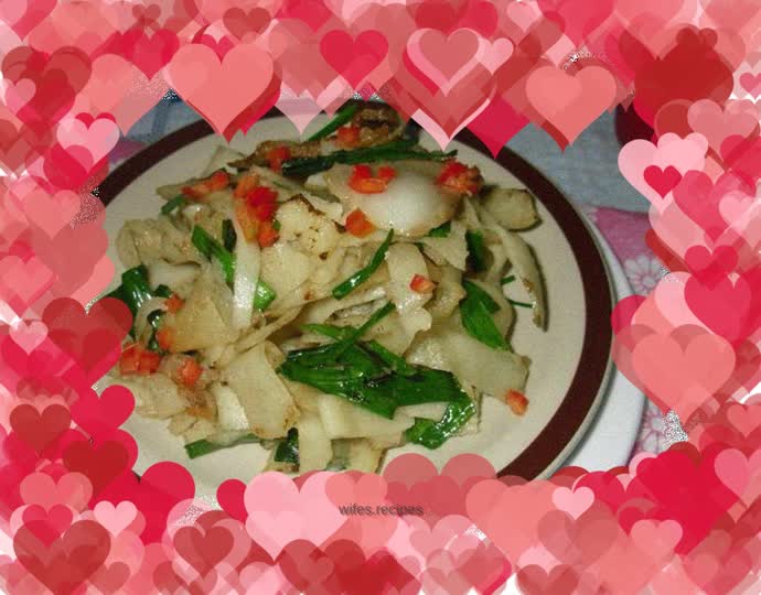 Stir-fried shredded beans with bacon