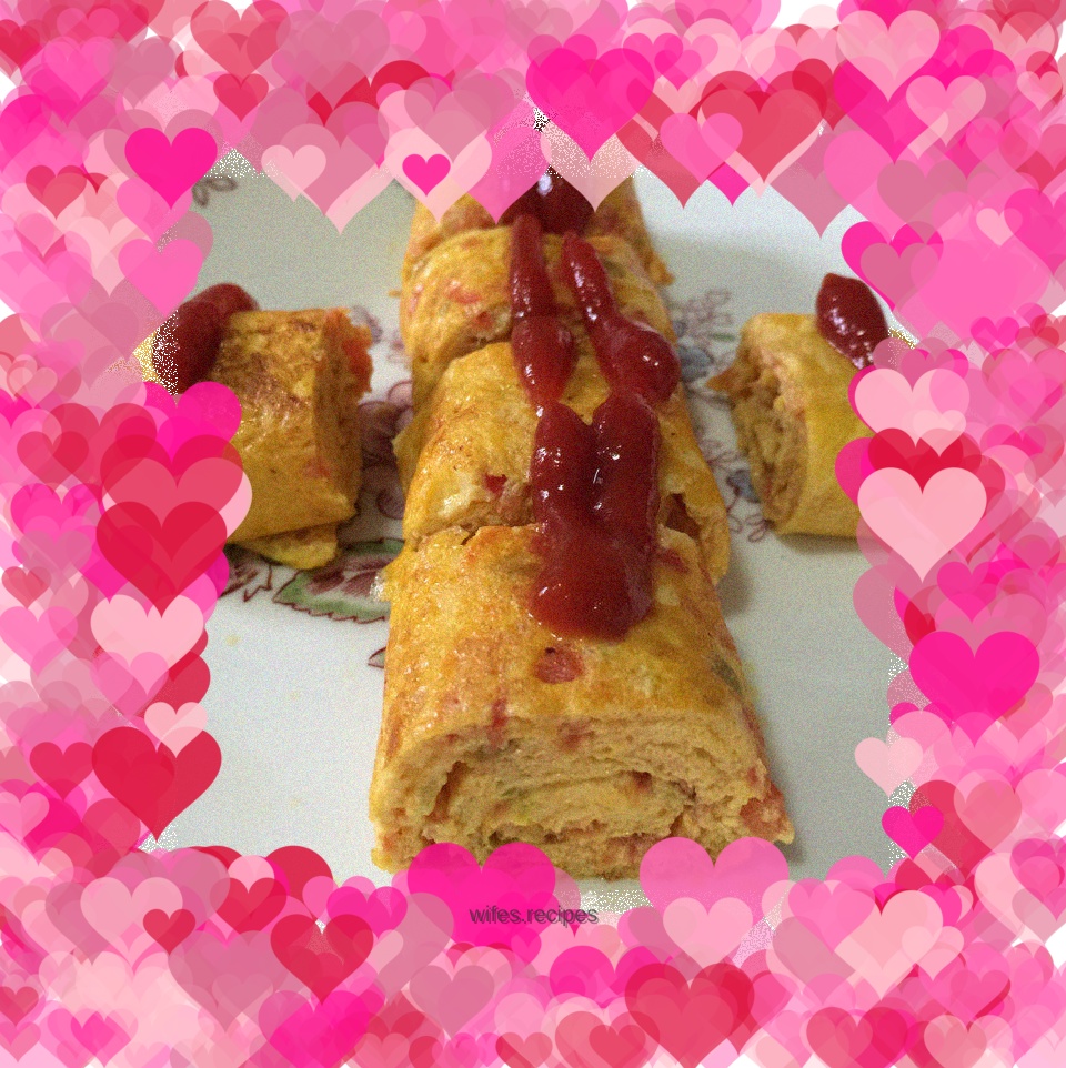 Tomato and egg rolls