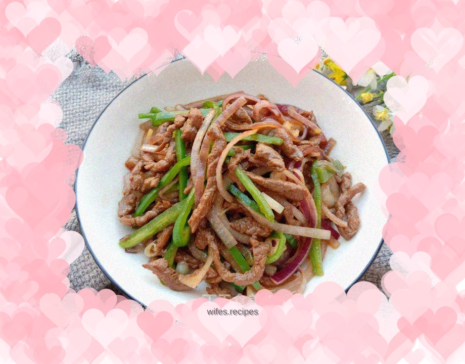 Stir-fried shredded beef with green pepper and onion