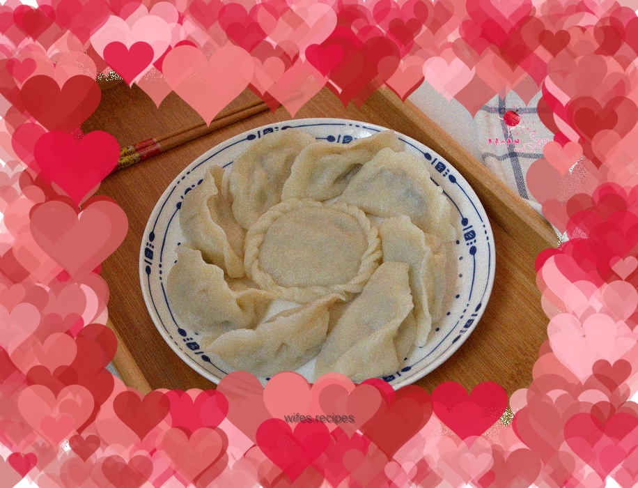 Fungus and cabbage dumplings