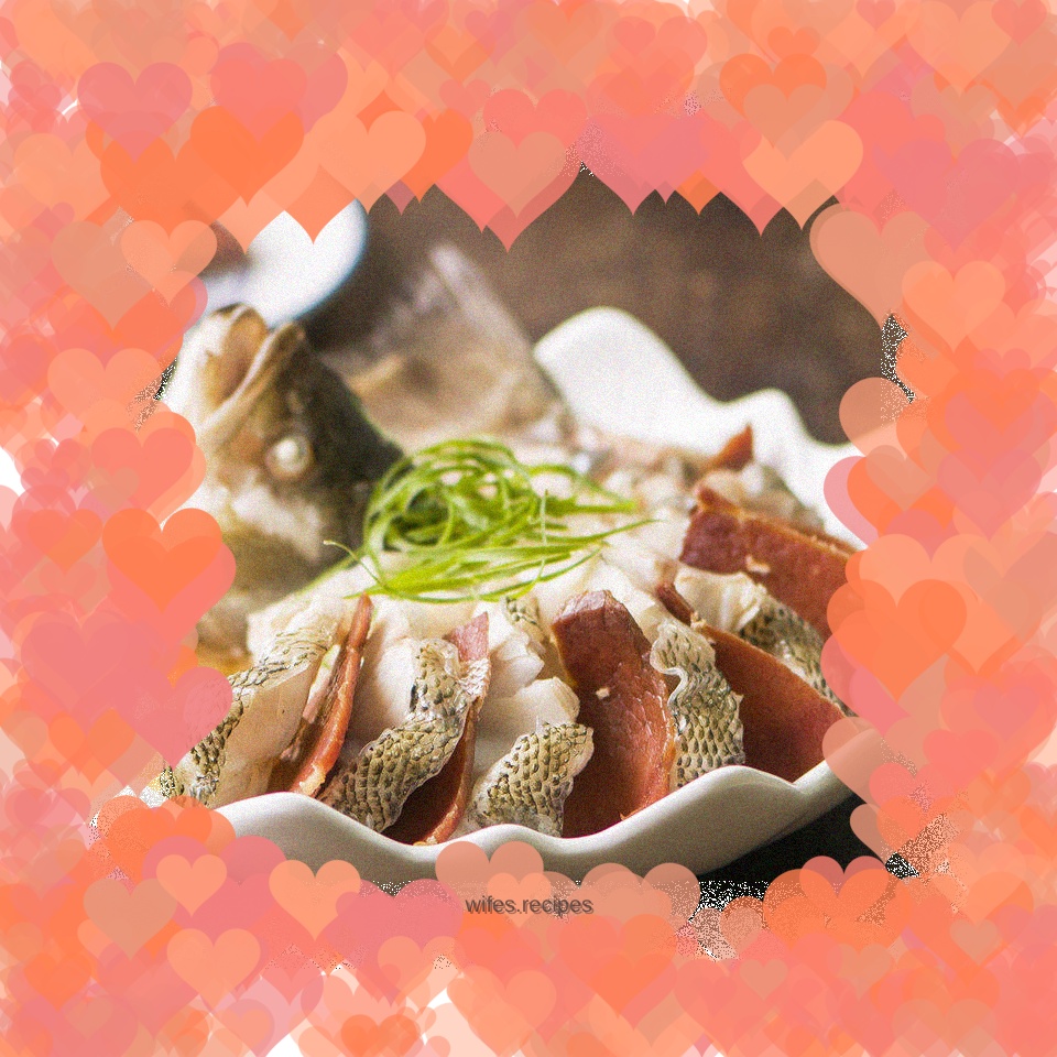 Steamed seabass with ham