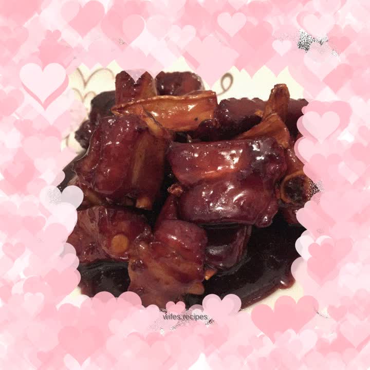 Braised pork ribs