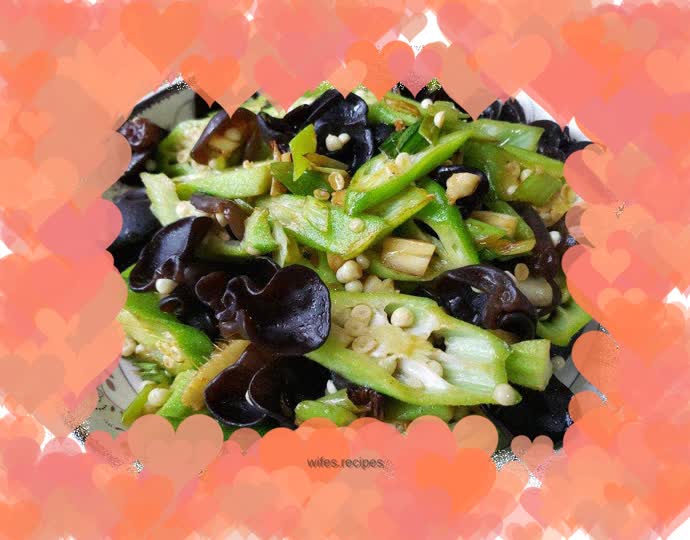 Stir-fried black fungus with okra