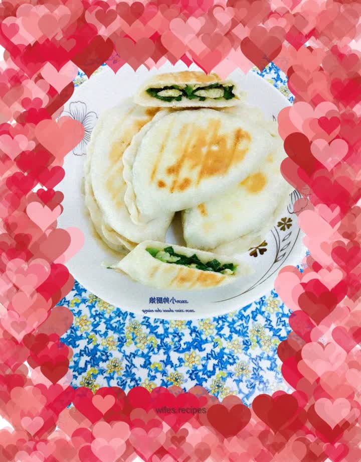 Baked egg and leek box