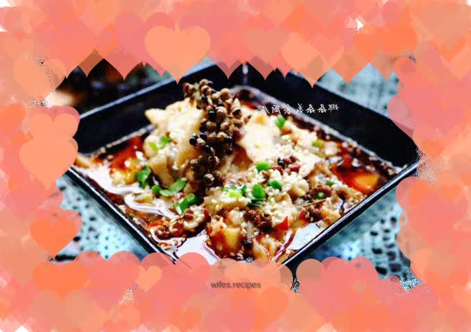 Boiled fish with pepper and sesame seeds