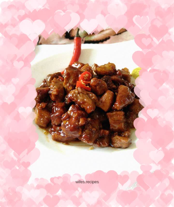 Stir-fried pork with millet and pepper