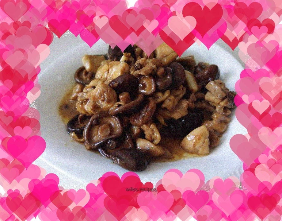 Stir-fried chicken with mushrooms