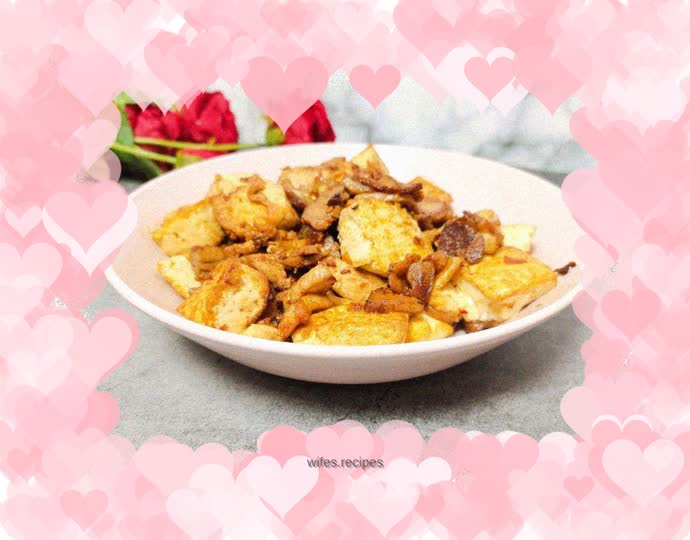 Grilled tofu with sliced meat