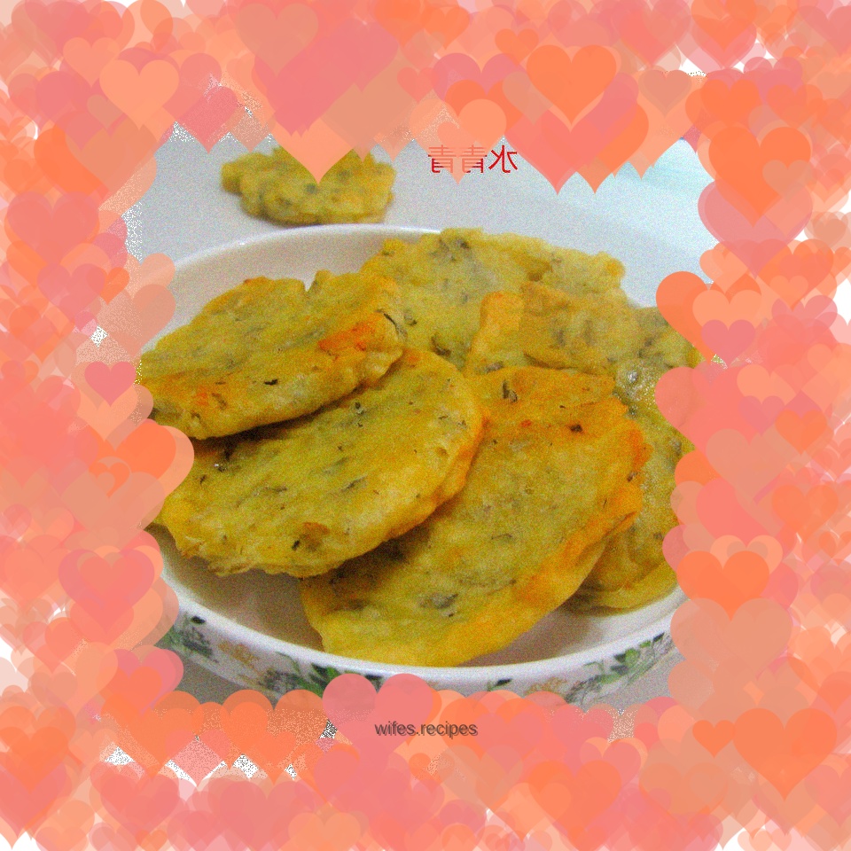 Dried plum, vegetable and egg pancakes