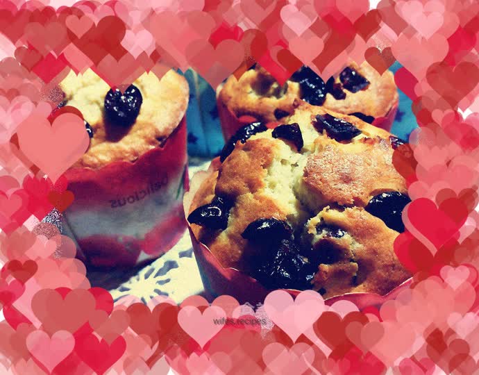 Banana Cranberry Muffins