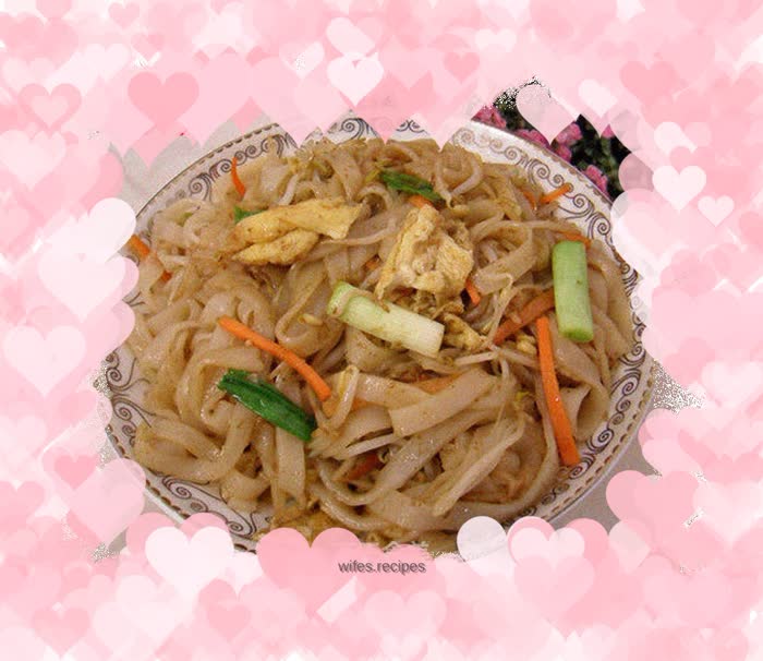 Vegetarian fried rice noodles