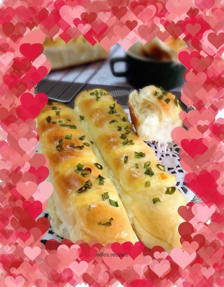 Chive cheese bread