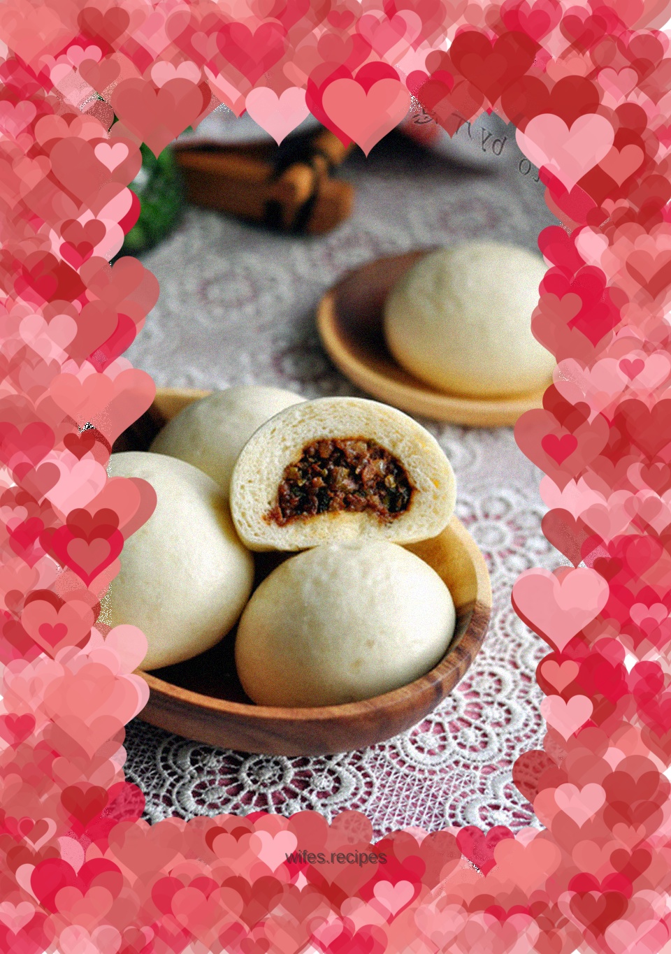 Steamed buns with diced pork