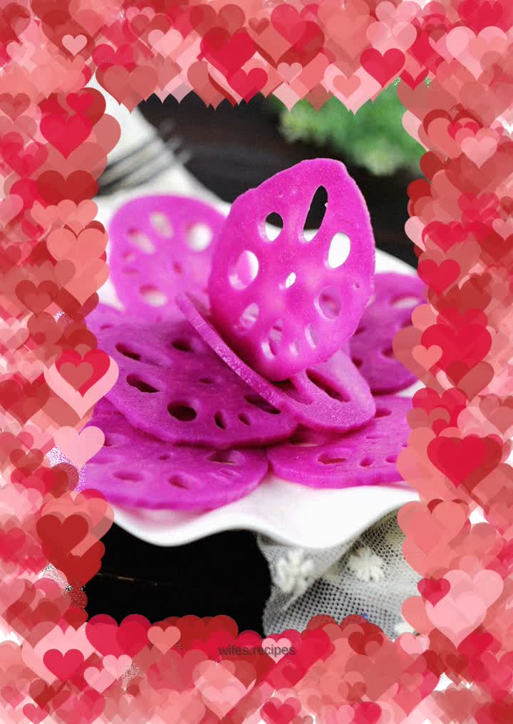 Winter healthy and refreshing dish---spicy and sour rouge lotus root slices