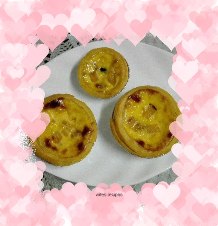 Red bean and mango tart