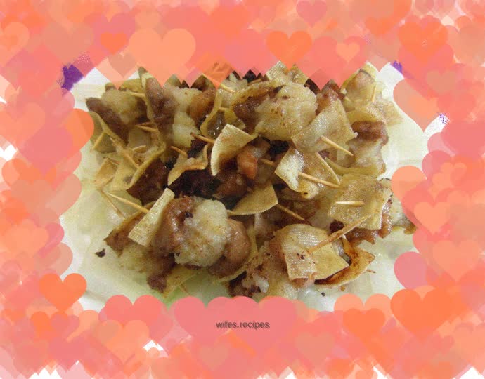 Chicken Legs, Mashed Potatoes and Toothpick Meat