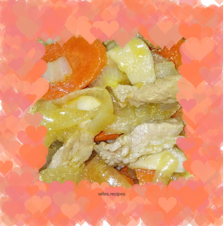 Stir-fried Pork Slices with Onions and King Oyster Mushrooms