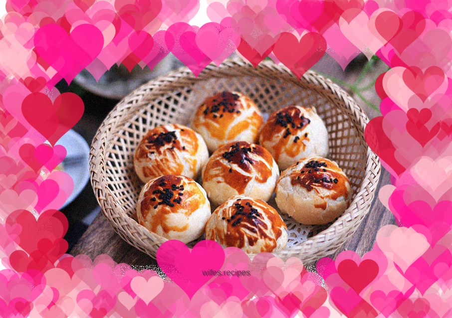 Purple sweet potato egg yolk cake