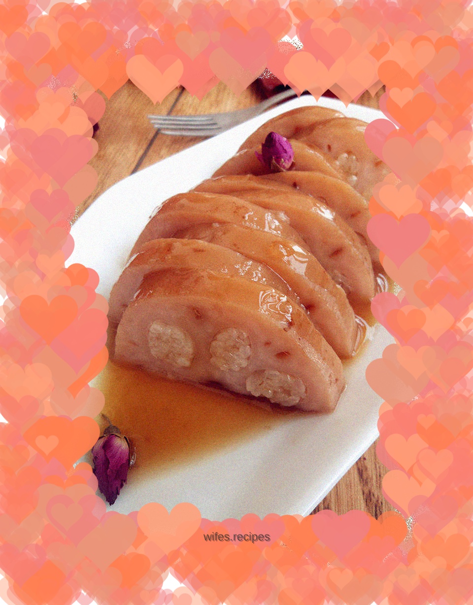 Honey glutinous rice lotus root