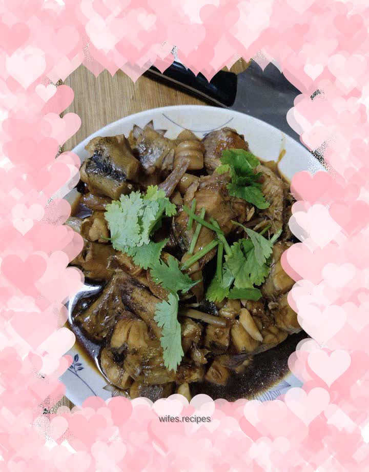 Sweet and garlic braised cod