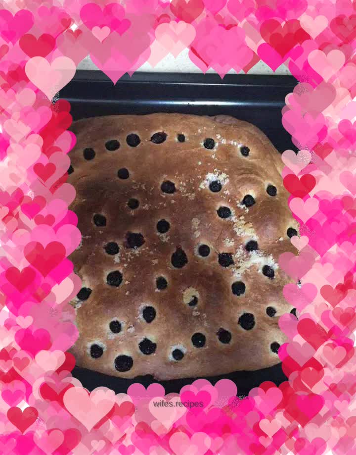 Blueberry Flying Cake by: Staff writer of Pulan Hi-Tech Blueberry Food