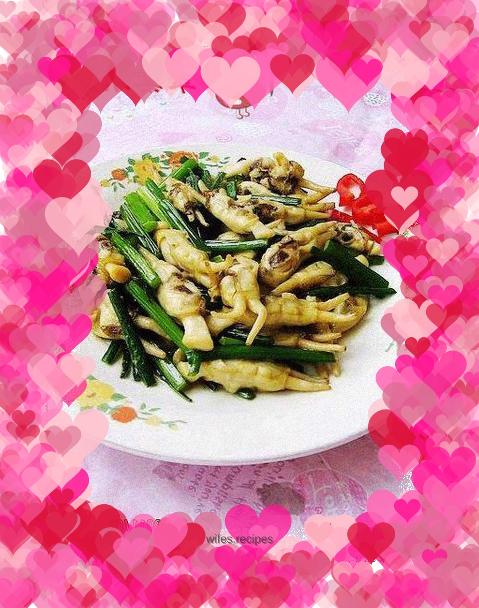 Leek moss razor clam