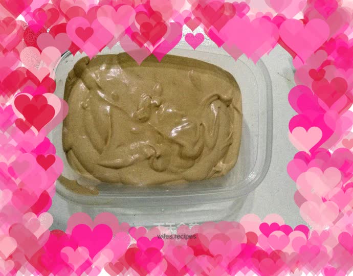 Silky and rich chocolate ice cream