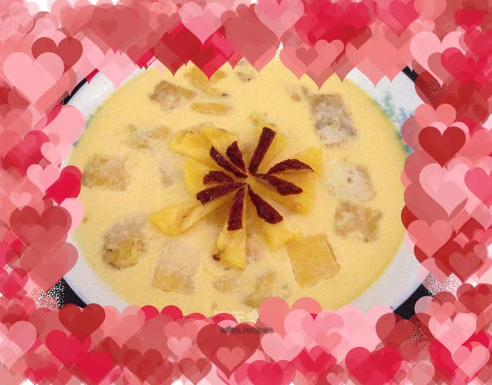 Fresh pineapple milk stewed eggs