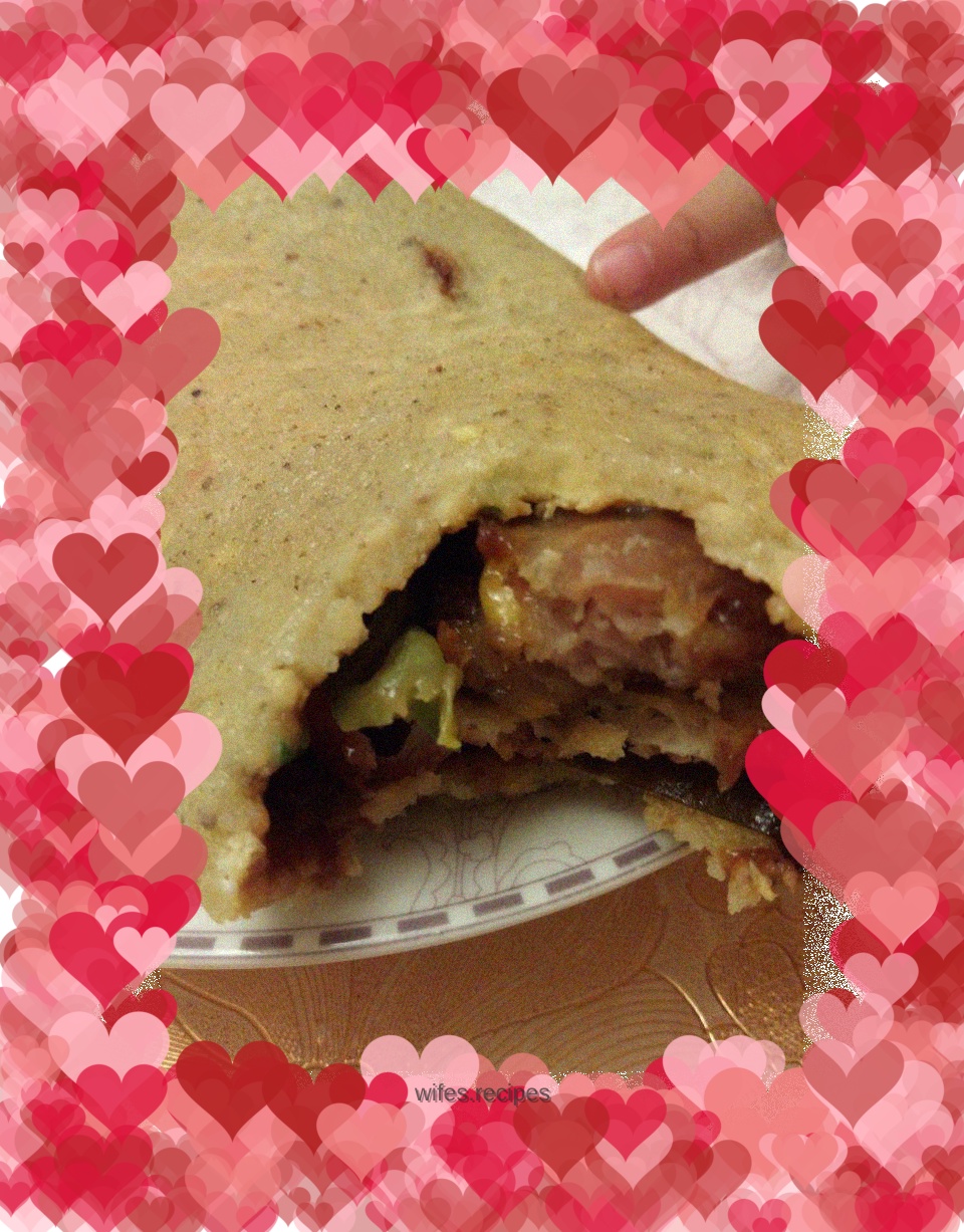 Multigrain pancakes and fruits