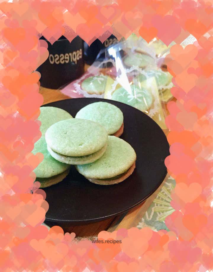 Matcha Sauce Sandwich Cake