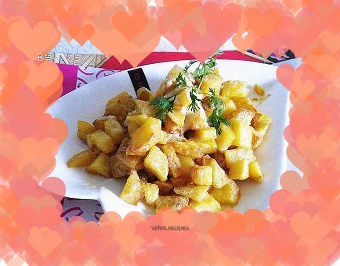 Baked potato dices with egg yolk