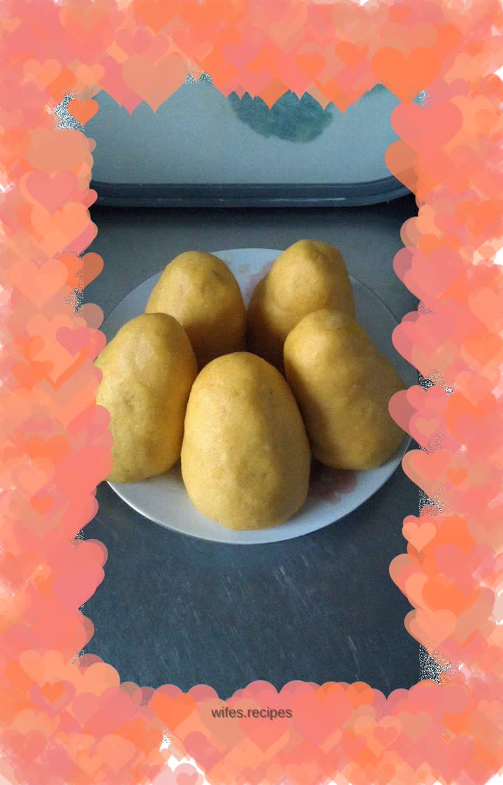 Sweet potato steamed buns made from coarse grains