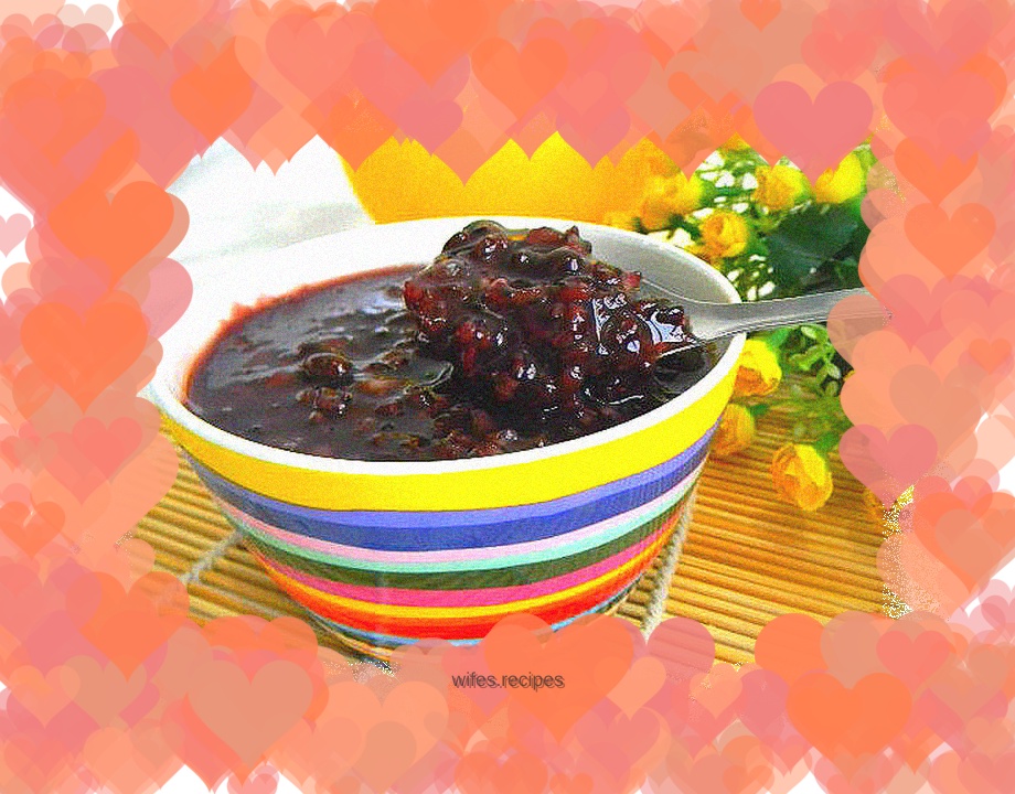 Black rice and black bean porridge