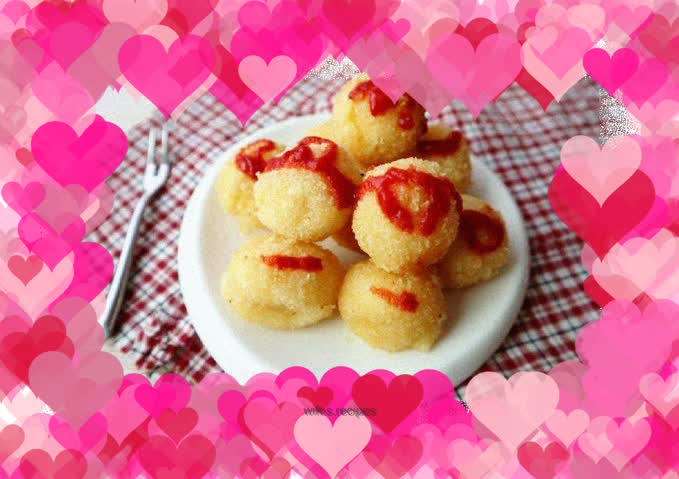 Potato Balls in Tomato Sauce