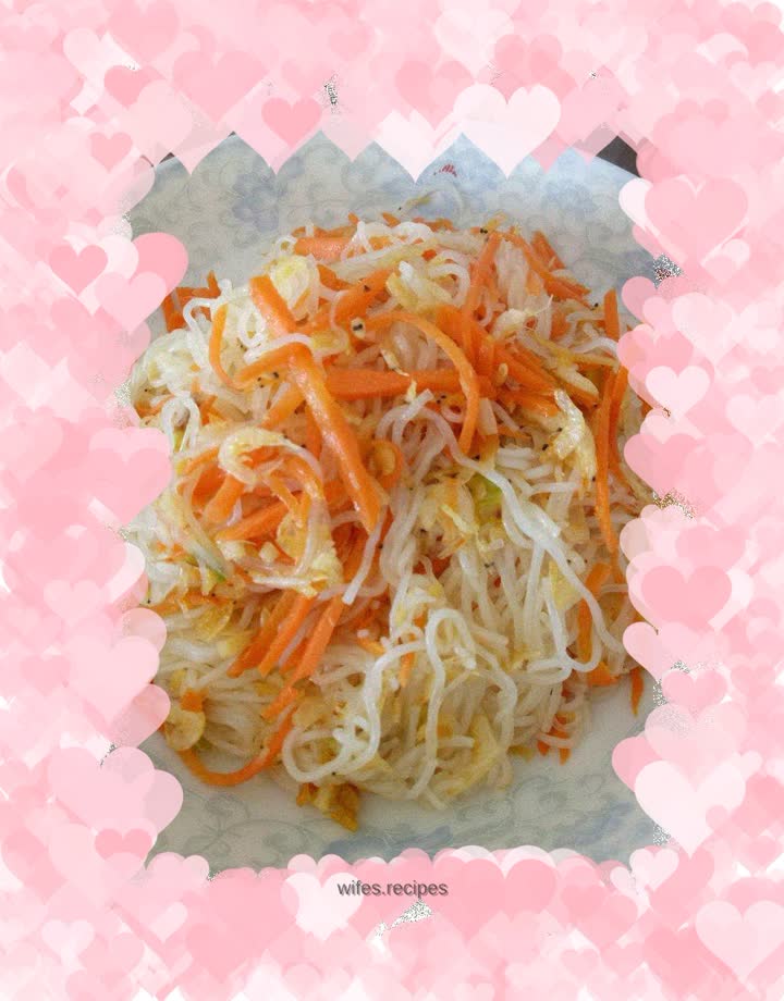 Jade belt wrapped around gold hook