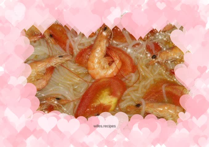 Braised rice noodles with shrimp and tomatoes