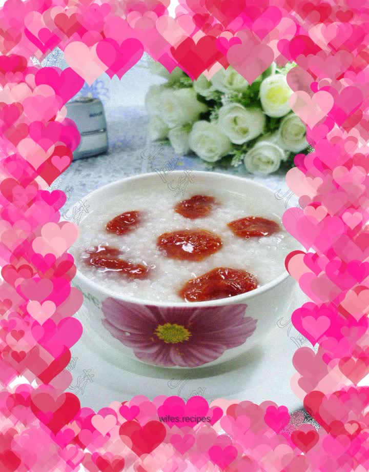 Rice porridge with dried cherry tomatoes