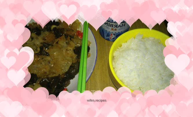 Stir-fried fungus and white fungus
