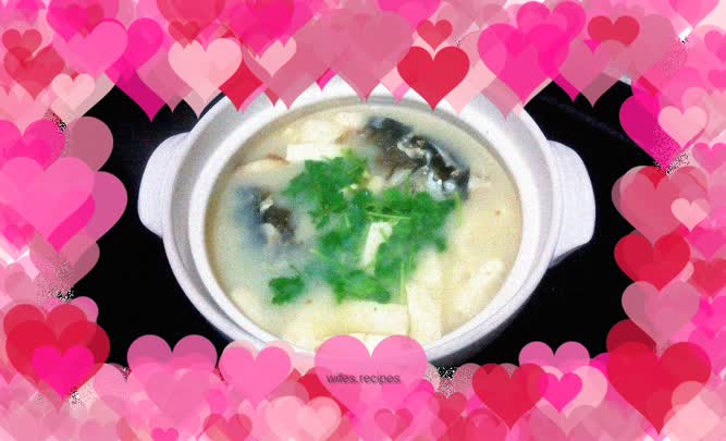 Fish head and tofu soup