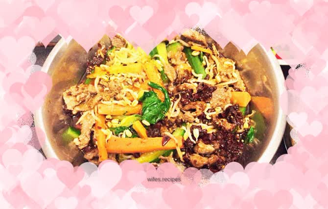 Refreshing cold dish with beef