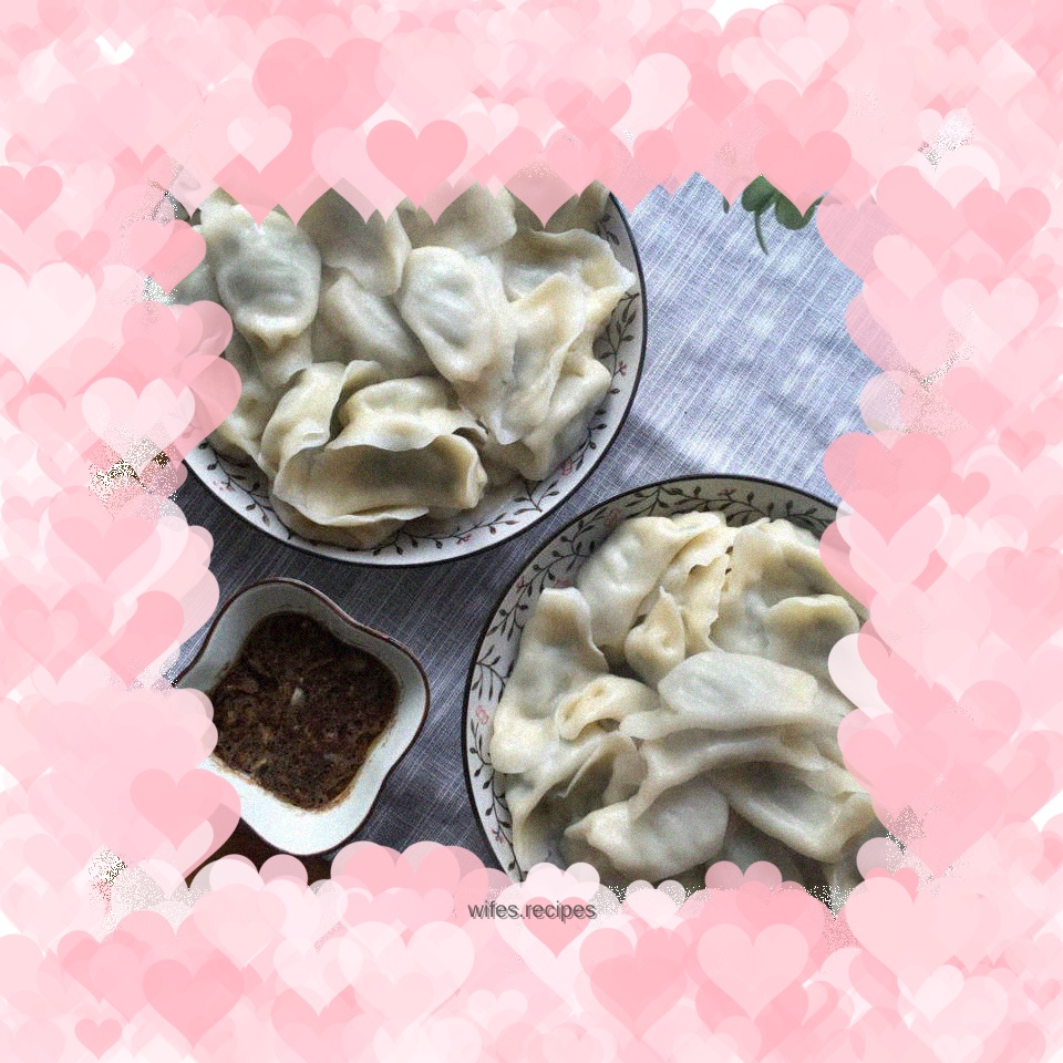 Eat shepherd's purse dumplings for two