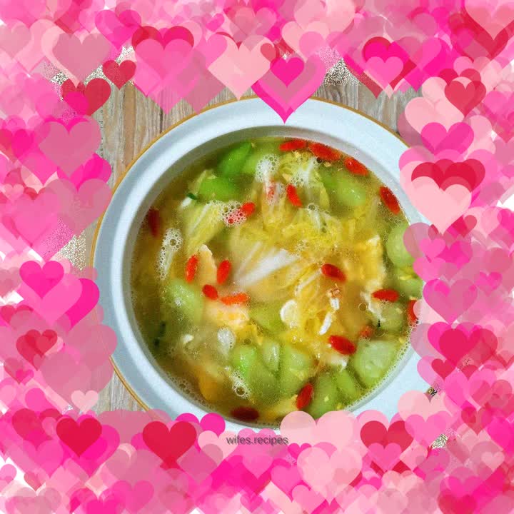 Luffa and wolfberry egg soup