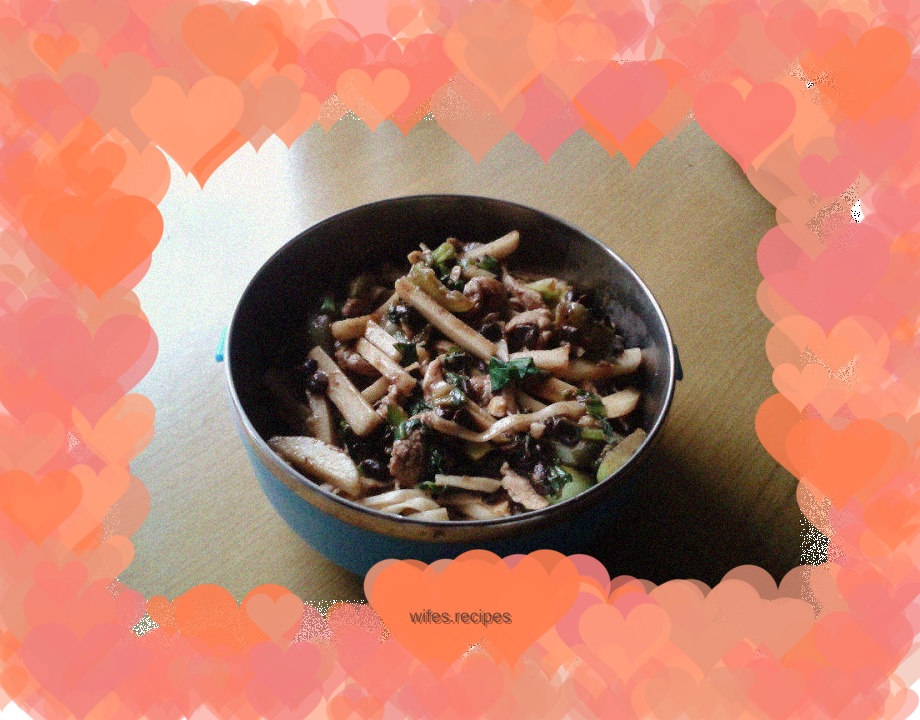 Fried noodles with soy sauce